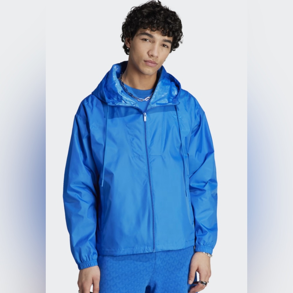 NEW!! ADIDAS GRAPHICS MONOGRAM WINDBREAKER - XS